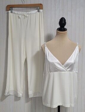 ​Mersea Moon Dancer Cami Tank & Cropped Pants Pajama Set Ivory/White M/L